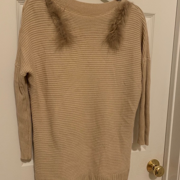 sweater with real fur - Picture 2 of 5